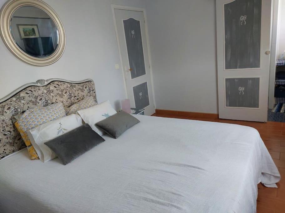 Villa De Charme Avec Piscine Saint-Jory ภายนอก รูปภาพ