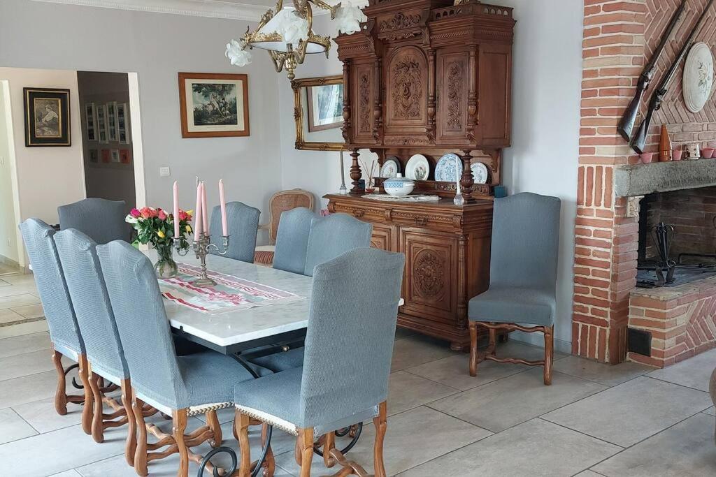 Villa De Charme Avec Piscine Saint-Jory ภายนอก รูปภาพ